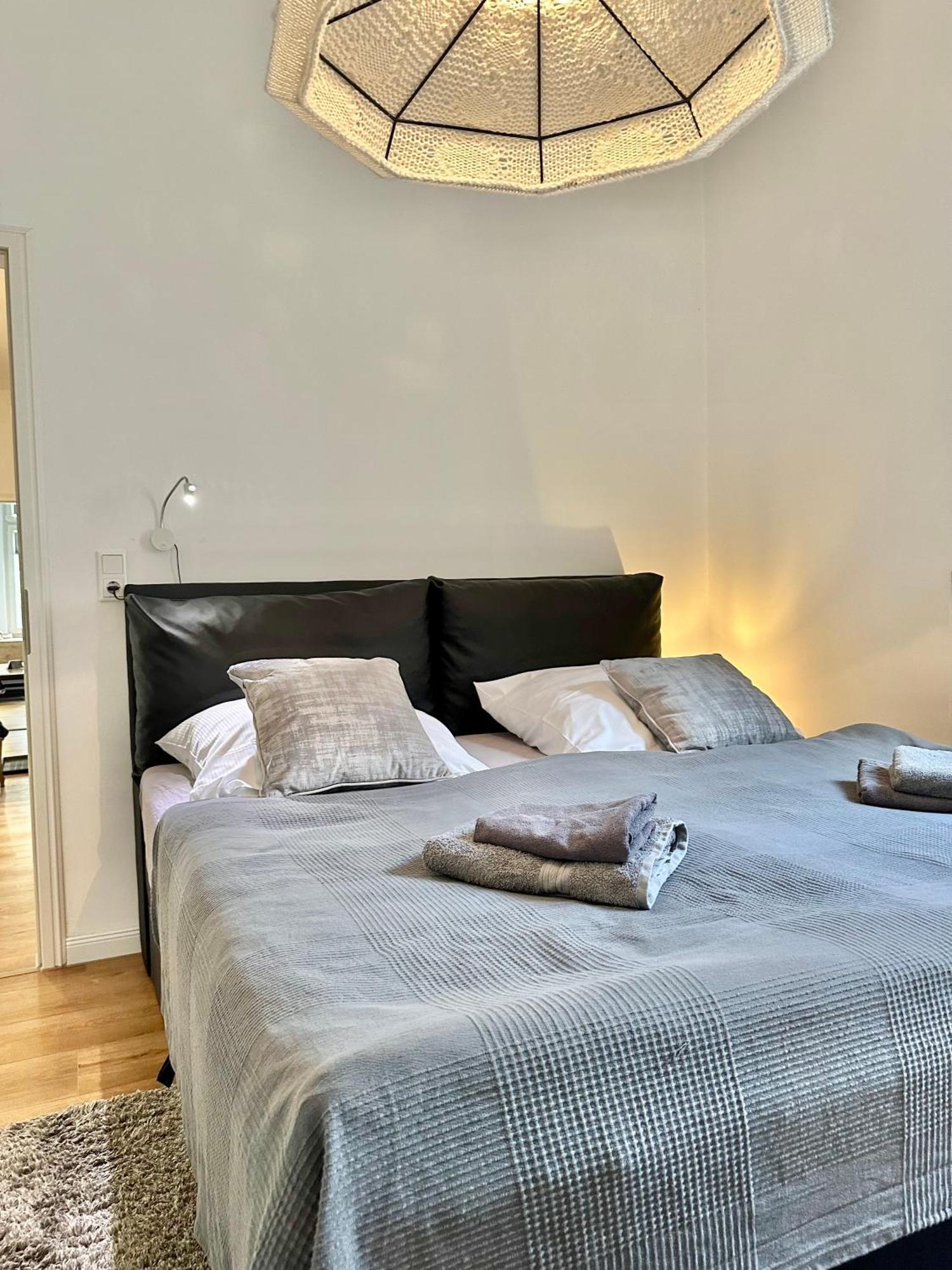 Modernes City-apartment Mit Blick In Den Park Und 2 Baeder H9 *