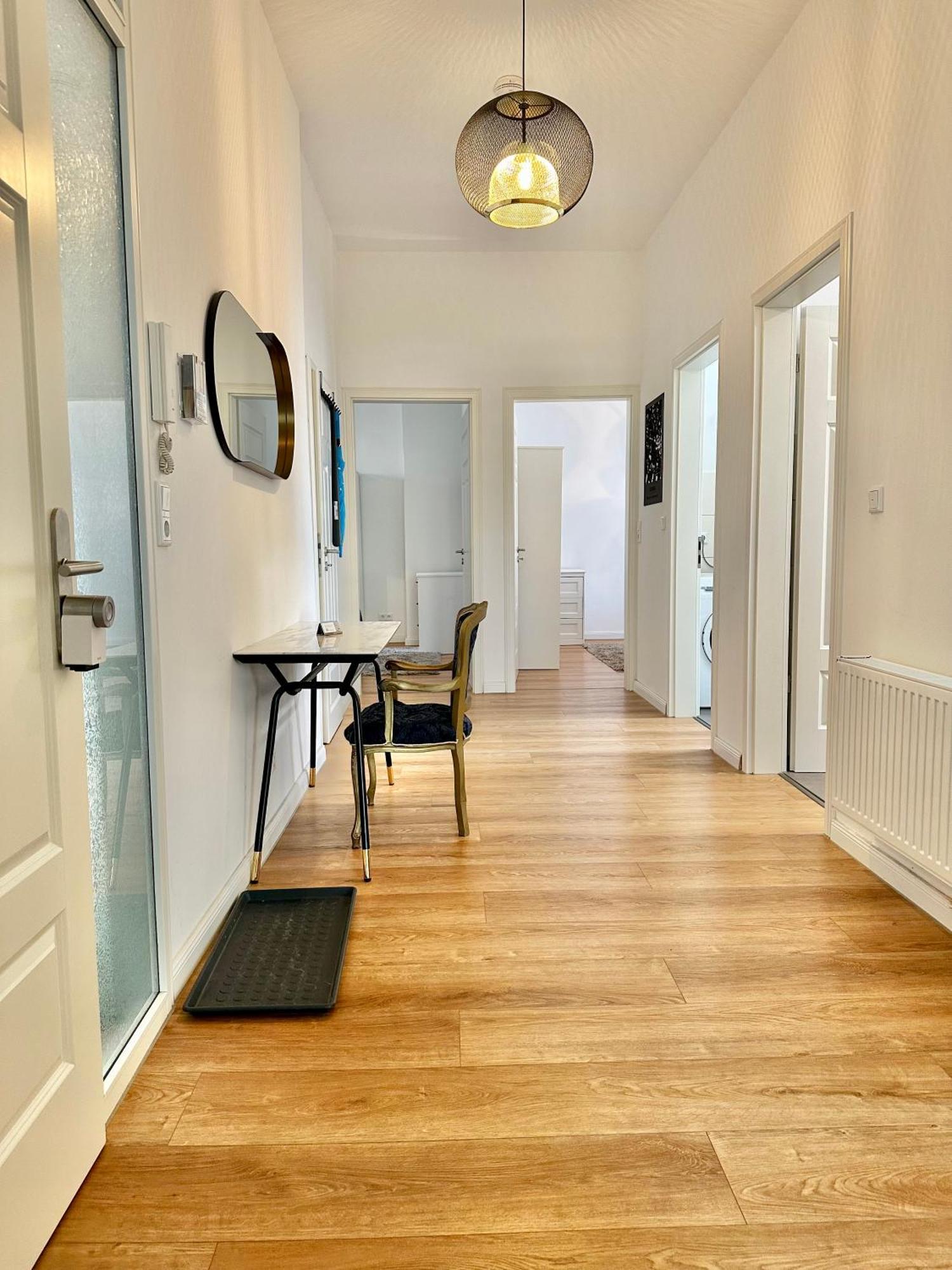 Modernes City-apartment Mit Blick In Den Park Und 2 Baeder H9 * Oldenburg