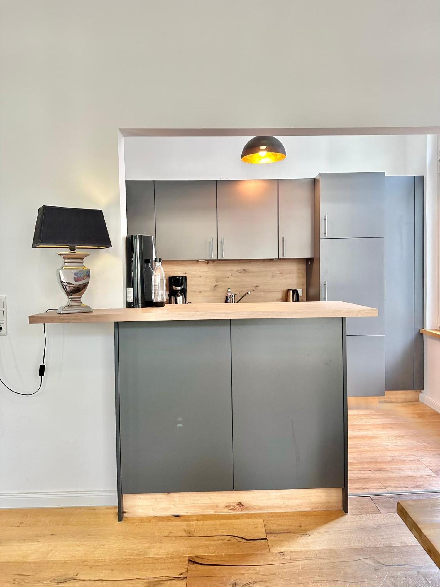 Modernes City-apartment Mit Blick In Den Park Und 2 Baeder H9 Oldenburg